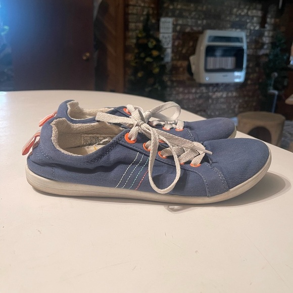 Vionic Women’s 7 Navy Blue Canvas Stinson Sneakers - Picture 1 of 9